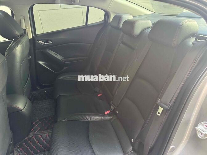 Mazda Mazda 3 2015 Tự động Bạc