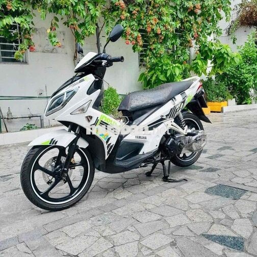 Yamaha Nouvo 4 Trắng Xe tay ga