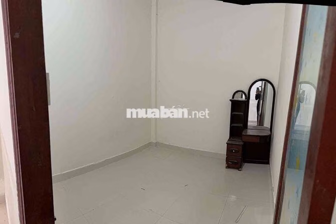 nhà châu văn liêm đà lạt 100m2 4tr( còn tin còn nhà)