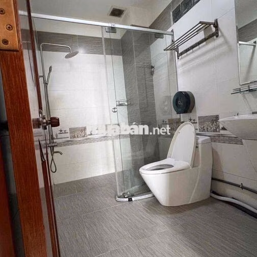 CHO THUÊ PHÒNG BAN CÔNG FULL NỘI THẤT MÁY GIẶT RIÊNG SIÊU THOÁNG ĐÂY Ạ