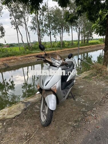 Honda SCR Fi Bạc