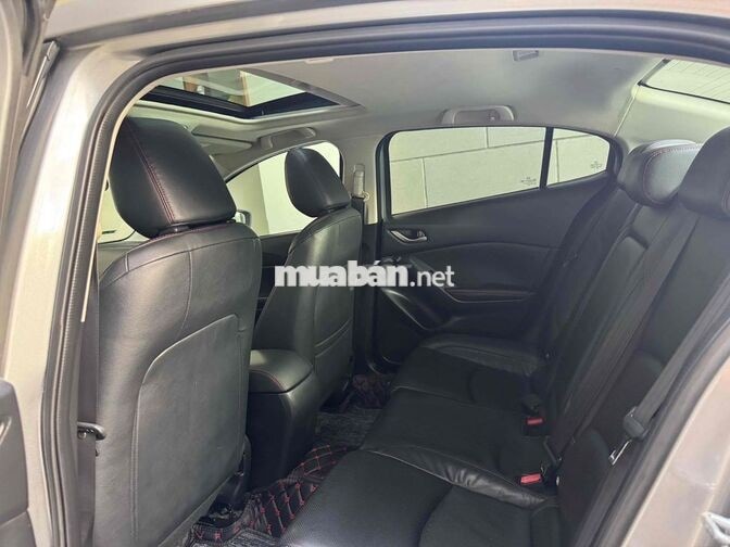 Mazda Mazda 3 2015 Tự động Bạc