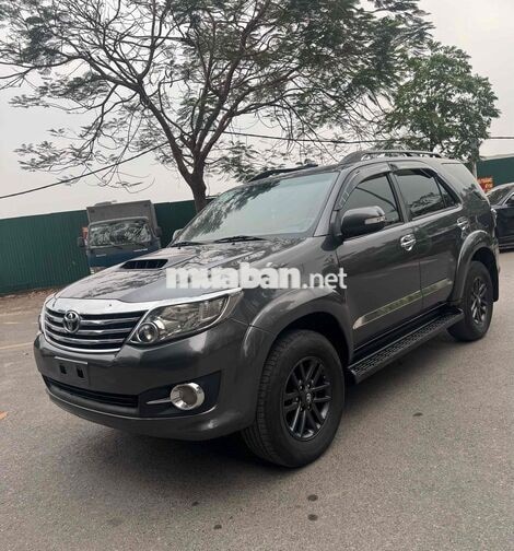 Toyota Fortuner 2016 Dầu Số sàn Xám