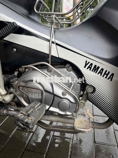 Yamaha Sirius FI RC 2016 Trắng - Đen
