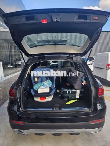Mercedes GLC200 2020 12,000 km Đen