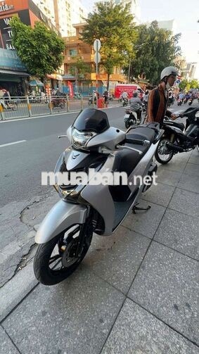 Honda SH 125 2018 Bạc Đã sử dụng