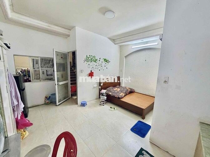 STUDIO 30m2 - FULL NỘI THẤT - NGAY CV HOÀNG VĂN THỤ
