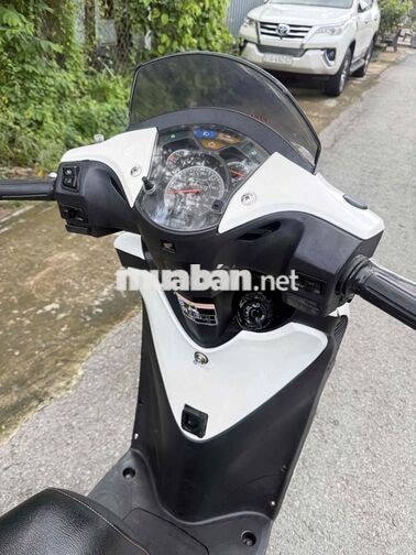 Honda Dylan 150i Trắng Zin êm