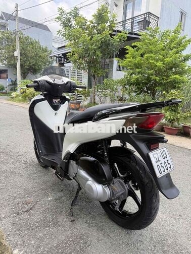 Honda Dylan 150i Trắng Zin êm