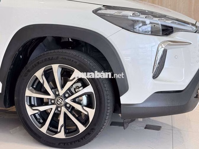 Corolla Cross 2024 HEV - Bản Hybrid Cao Cấp - Hãng