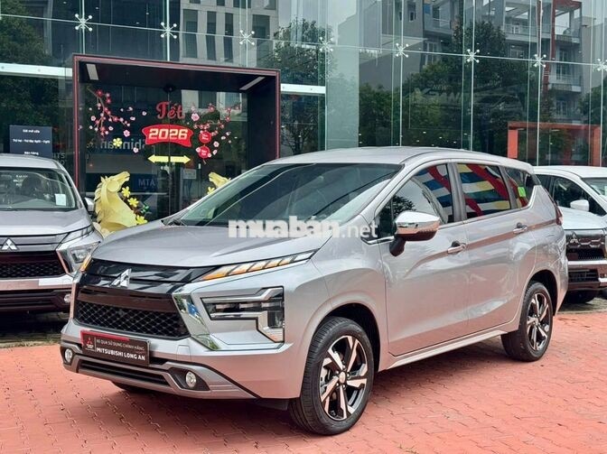Mitsubishi Xpander Premium 2025 Xám Bạc 45.000 km