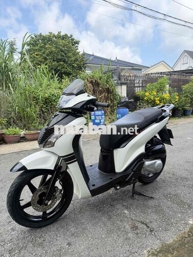 Honda Dylan 150i Trắng Zin êm