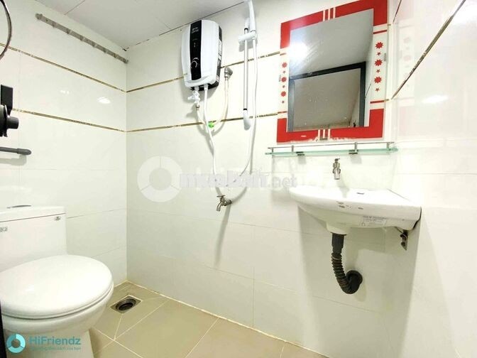🔥PHÒNG GÁC CAO 2M SẴN MÁY LẠNH_THANG MÁY_CÁCH ĐH TÀI CHÍNH MKT 1,5KM