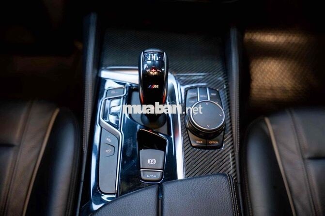 BMW 530i 2019 Trắng 80000km