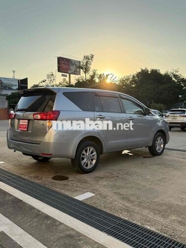 Toyota Innova 2.0E MT 2020 Số sàn Bạc