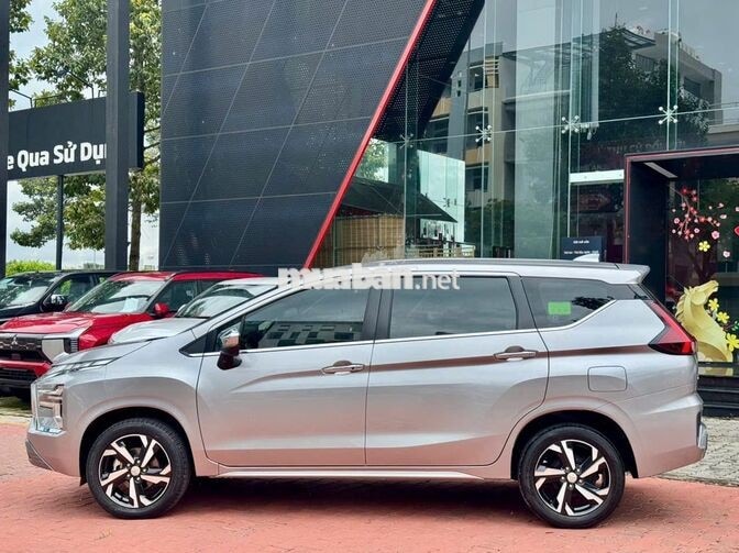 Mitsubishi Xpander Premium 2025 Xám Bạc 45.000 km