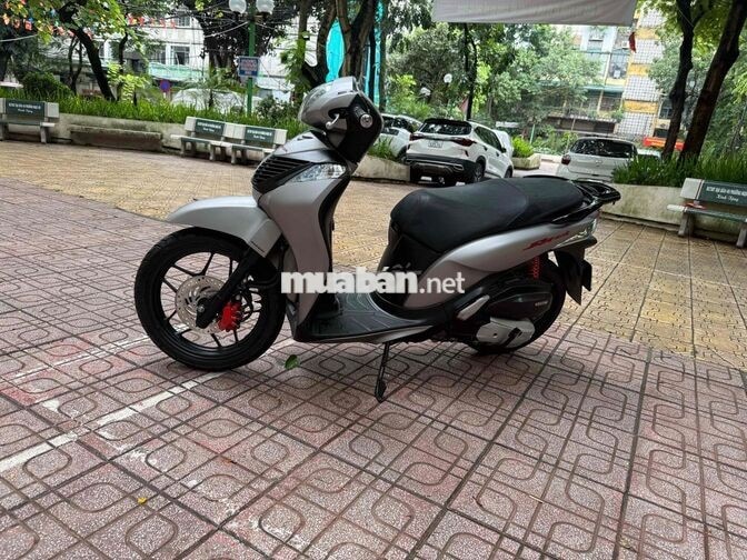 Honda SH Mode Sport 2017 Bạc Nhám thể thao