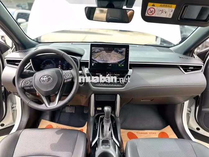 Toyota Corolla Cross Hybrid 2024 Trắng 31279 km