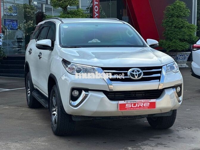 Toyota Fortuner 2.7V 4x2 2019 Trắng 34.000 km