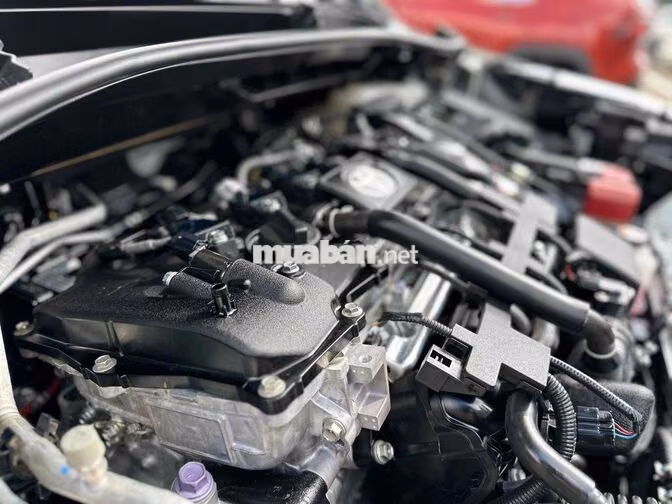 Toyota Corolla Cross Hybrid 2024 Trắng 31279 km
