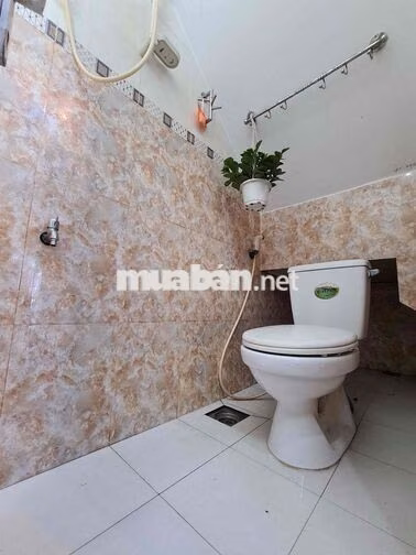 Ký Túc Xá Sinh Viên, Phòng Trọ Nam Tiện Nghi