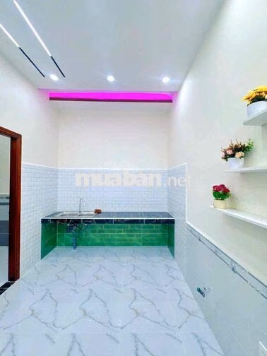 NHÀ MỚI XÂY HOÀN CÔNG HẺM ĐỐI DIỆN QUÂN KHU 9 CẦN THƠ