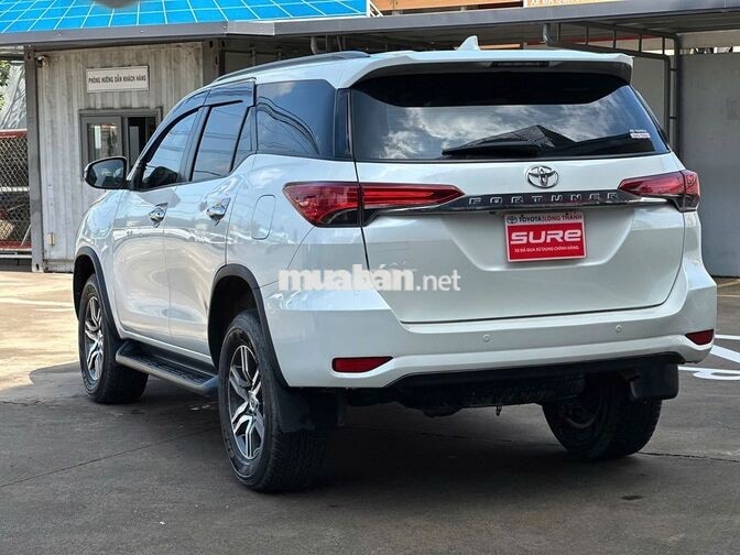 Toyota Fortuner 2.7V 4x2 2019 Trắng 34.000 km