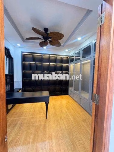 cho thuê nhà 498/ nguyễn văn khối p8(4x12) trệt , lửng , 2 lầu , 5pn 5