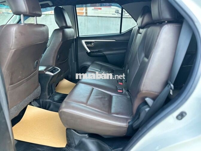 Toyota Fortuner 2.7V 4x2 2019 Trắng 34.000 km