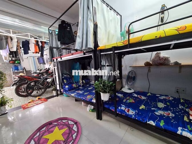 Ký Túc Xá Sinh Viên, Phòng Trọ Nam Tiện Nghi