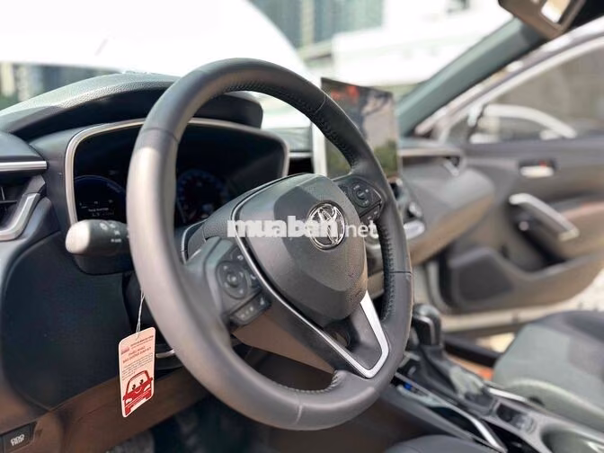 Toyota Corolla Cross Hybrid 2024 Trắng 31279 km