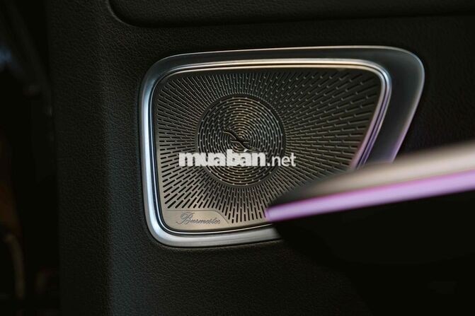 Mercedes C200 Avantgarde Plus 2022 Đen 68.000 Km