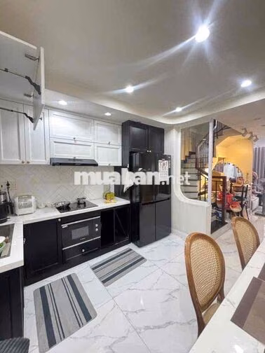 cho thuê nhà 498/ nguyễn văn khối p8(4x12) trệt , lửng , 2 lầu , 5pn 5