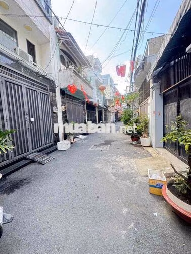 cho thuê nhà 498/ nguyễn văn khối p8(4x12) trệt , lửng , 2 lầu , 5pn 5