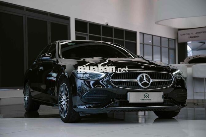 Mercedes C200 Avantgarde Plus 2022 Đen 68.000 Km