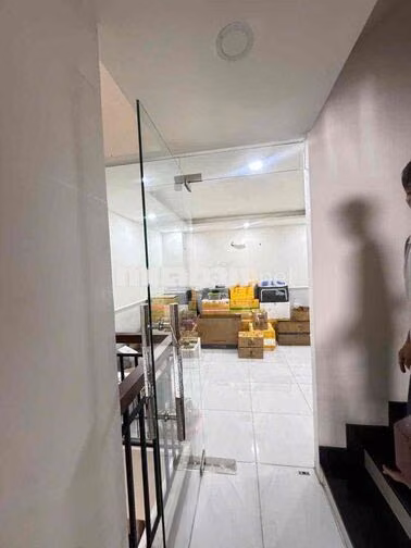 cho thuê nhà 498/ nguyễn văn khối p8(4x12) trệt , lửng , 2 lầu , 5pn 5
