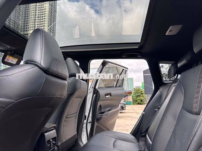 Toyota Corolla Cross Hybrid 2024 Trắng 31279 km