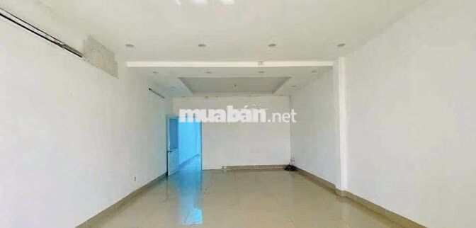Cho thuê nhà 1 trệt 2 lầu mặt tiền đường N1 khu dân cư D2D