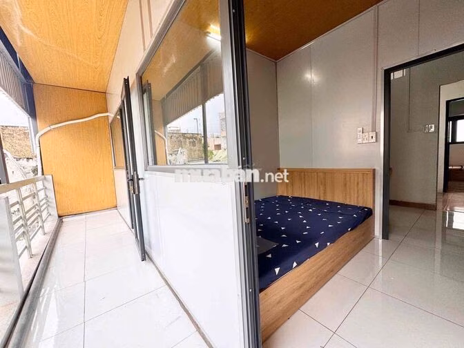 CHO THUÊ CĂN HỘ STUDIO 2 PHÒNG NGỦ BAN CÔNG NGAY ÂU CƠ - LUỸ BÁN BÍCH