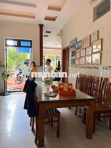 cho thuê biệt thự nhỏ khu vĩnh lộc a đậu xe hơi sạch sẽ giá rẻ ở ngay