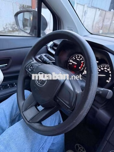 Toyota Avanza 2022 7 chỗ Xám 55.000km