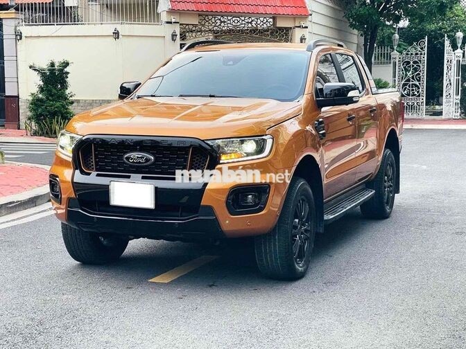 Bán Ford Ranger Wildtrak 2 cầu 2022 đi lướt