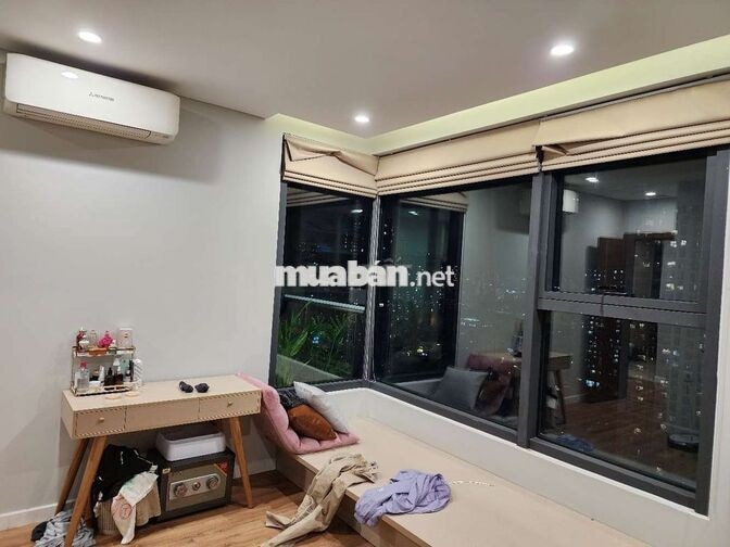 chính chủ cần bán gấp căn góc 2 ngủ  toà the legend 109 Nguyễn Tuân, 