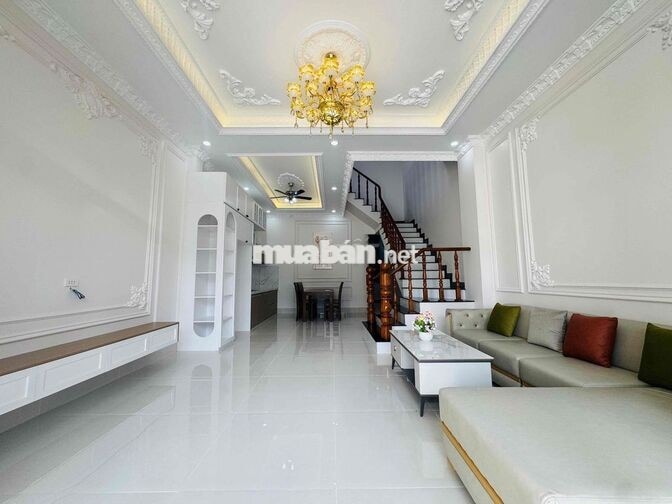 NHÀ LẦU MỚI TINH ĐỦ NỘI THẤT KDC- CHỢ ĐI BỘ- GẦN CÔNG VIÊN