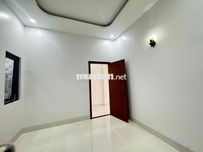 NHÀ LẦU MỚI TINH ĐỦ NỘI THẤT KDC- CHỢ ĐI BỘ- GẦN CÔNG VIÊN