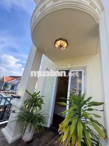 Cho Thuê Nhà Mặt Tiền 1T2L Full Nt Đường 11 Linh Trung