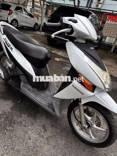 Honda Click Trắng