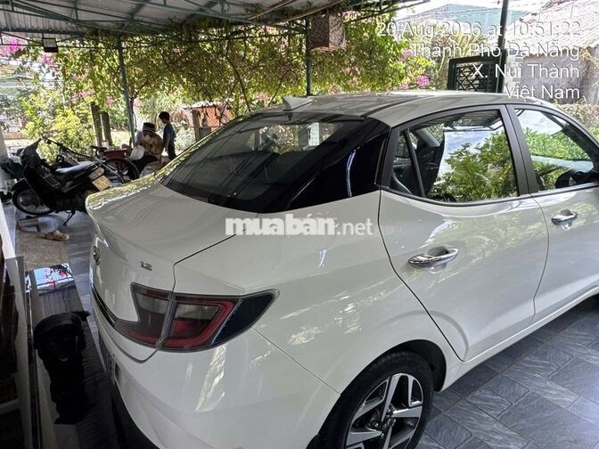 Hyundai i10 2021 bản full số tự động Trắng