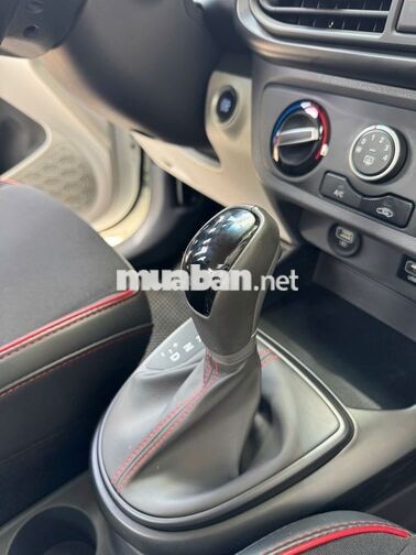 Hyundai i10 2021 bản full số tự động Trắng