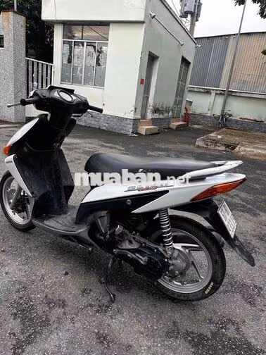 Honda Click Trắng